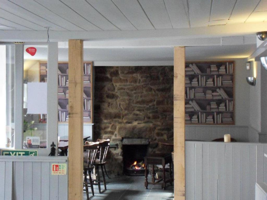 Bed and Breakfast The Thirsty Scholar Penryn Exterior foto
